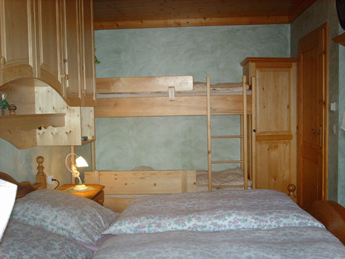 schlafzimmer.jpg